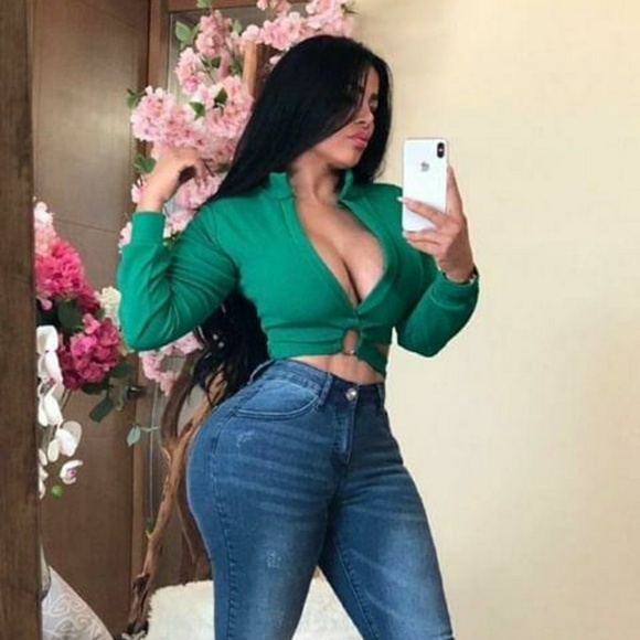 Pink Crop Top - Picture 3 of 5